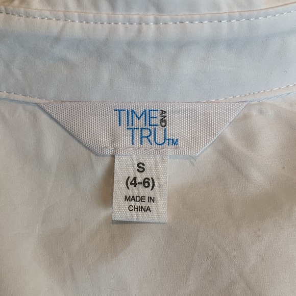 NWT TIME and TRU Women’s White Oversized Shirt Size Small 4-6 - Picture 5 of 9
